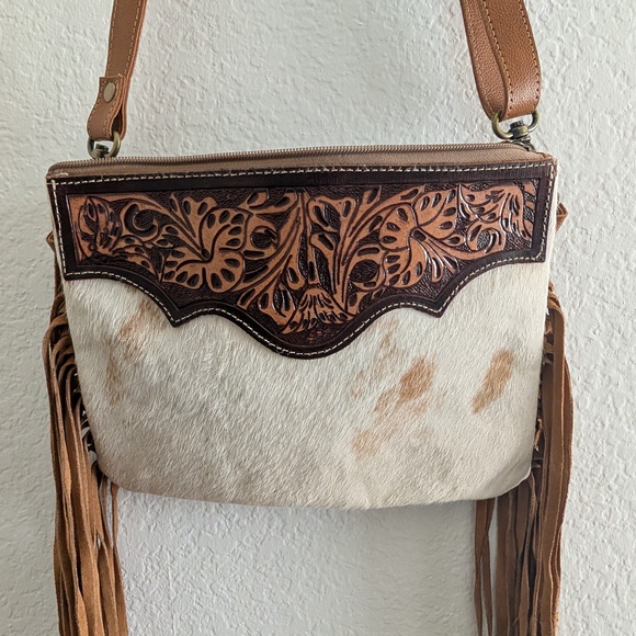 Brown and Tan Leather Fringe Crossbody Bag - Picture 2 of 5